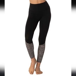 Beyond Yoga Back Me Up High-waisted leggings Size small